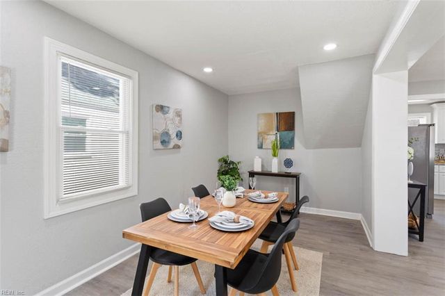 98 Nicholson ST, Portsmouth, VA 23702