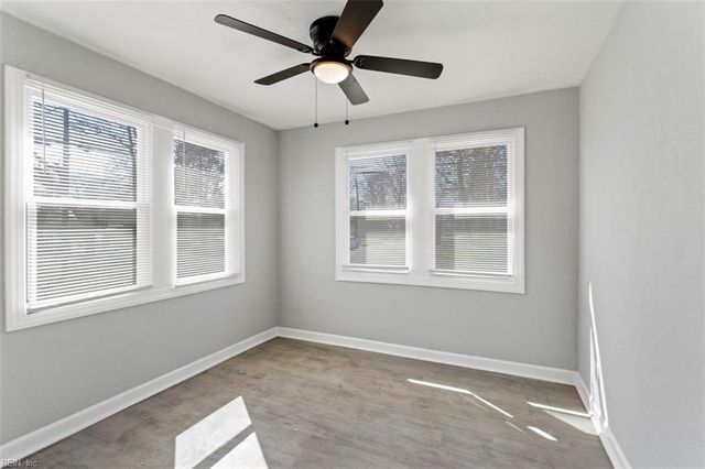 98 Nicholson ST, Portsmouth, VA 23702