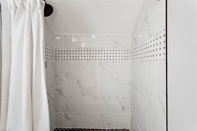 98 Nicholson ST, Portsmouth, VA 23702