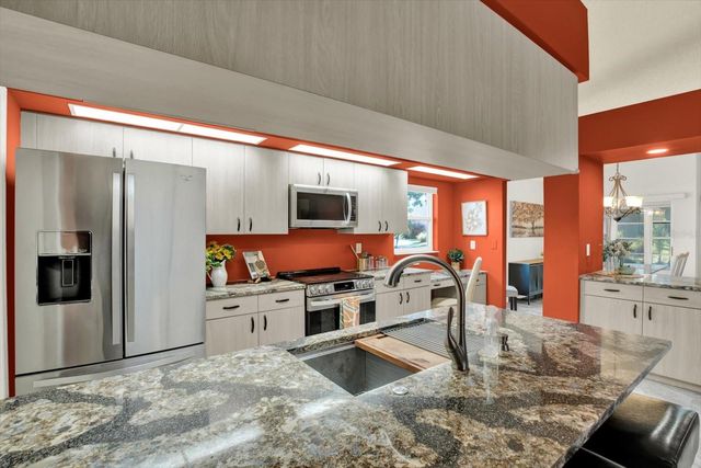 2023 PRESTANCIA LANE, Sun City Center, FL 33573