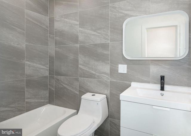 3957 WYALUSING AVE, Philadelphia, PA 19104