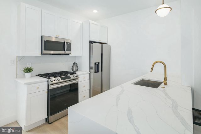 3957 WYALUSING AVE, Philadelphia, PA 19104