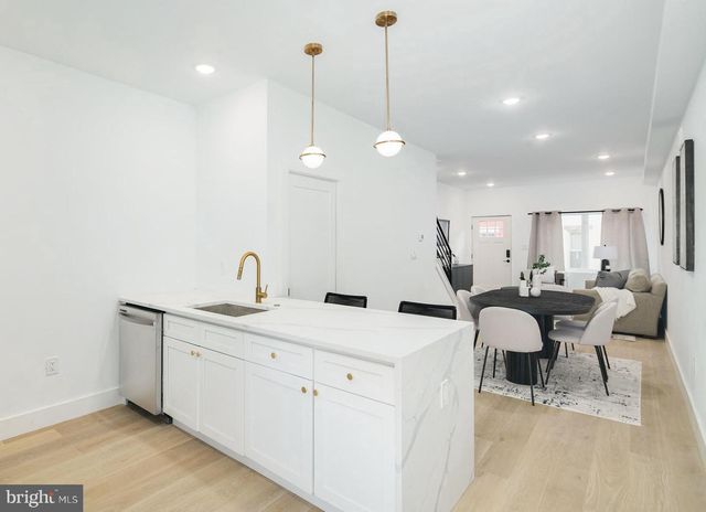 3957 WYALUSING AVE, Philadelphia, PA 19104