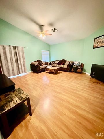 4121 Rio Viejo Drive, Bakersfield, CA 93313