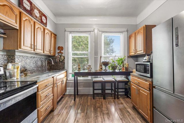 3713 Willett Avenue, Bronx, NY 10467