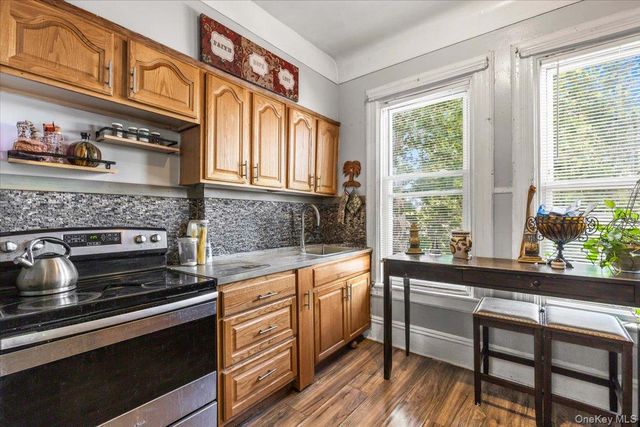 3713 Willett Avenue, Bronx, NY 10467