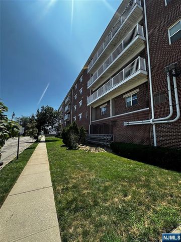 39 Union Street 201, Hackensack, NJ 07601