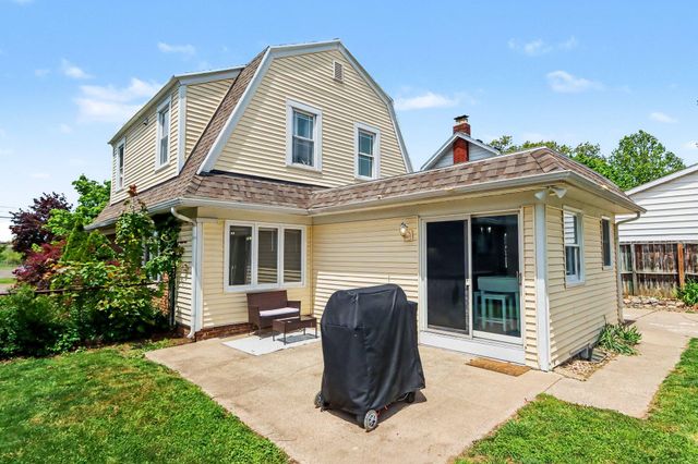 330 N Riverview Drive, Parchment City, MI 49004