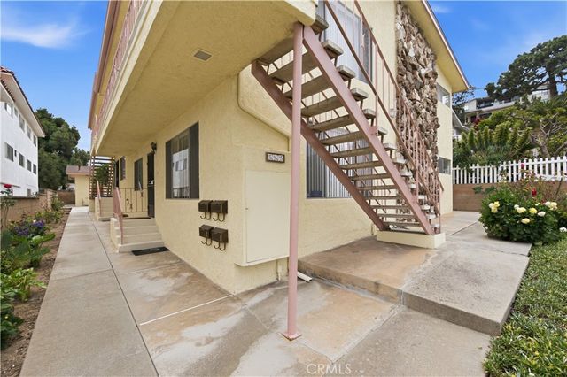 565 W 36th, San Pedro, CA 90731