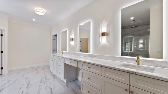 208 Indian Hills Trail, Marietta, GA 30068