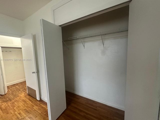 17051 NE 23rd Ave 2E, North Miami Beach, FL 33160