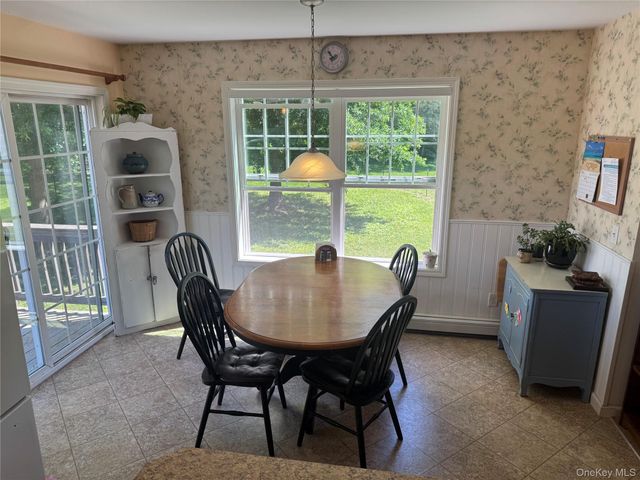 1556 Albany Post Road, Gardiner, NY 12525