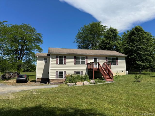 1556 Albany Post Road, Gardiner, NY 12525