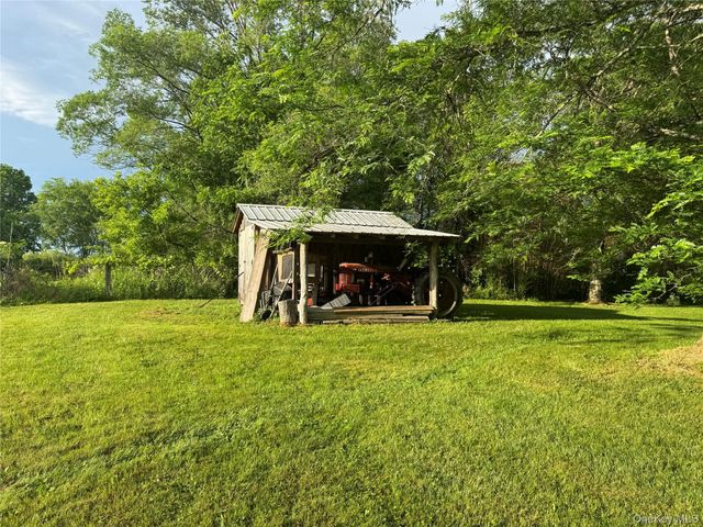 1556 Albany Post Road, Gardiner, NY 12525