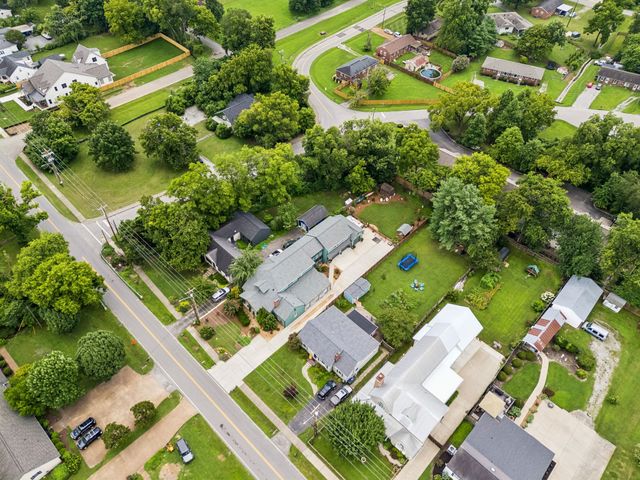 411 Battle Ave, Franklin, TN 37064
