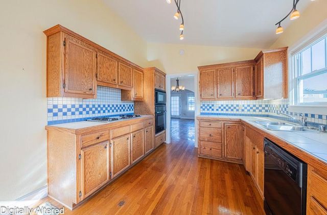 321 Pine Avenue, Pacific Grove, CA 93950