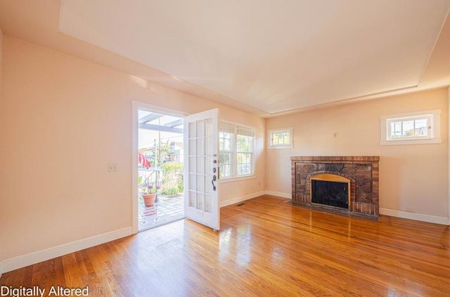 321 Pine Avenue, Pacific Grove, CA 93950