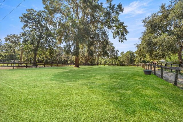 13646 N US HIGHWAY 27, Ocala, FL 34482