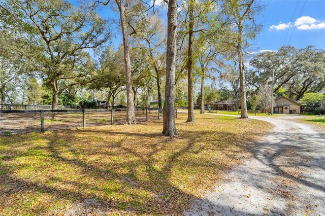 13646 N US HIGHWAY 27, Ocala, FL 34482