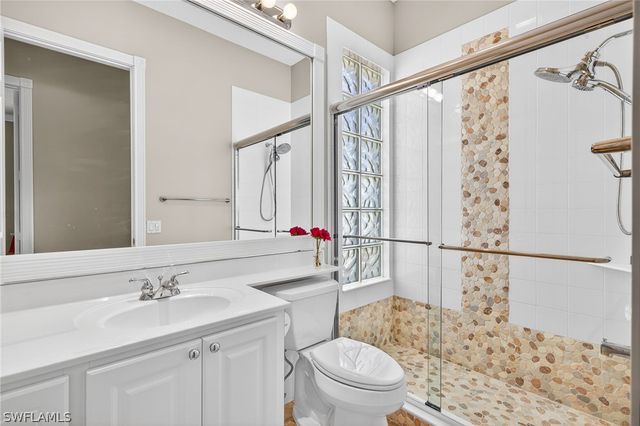 28313 Nautica LN, Bonita Springs, FL 34135