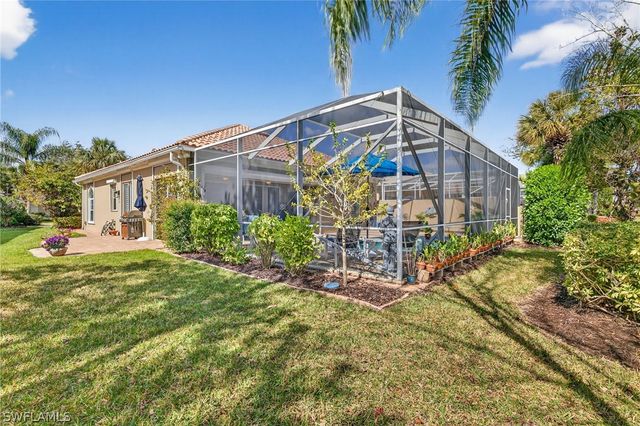 28313 Nautica LN, Bonita Springs, FL 34135