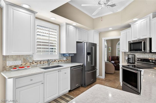 28313 Nautica LN, Bonita Springs, FL 34135