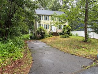 27 Margaret Dr, Norton, MA 02766
