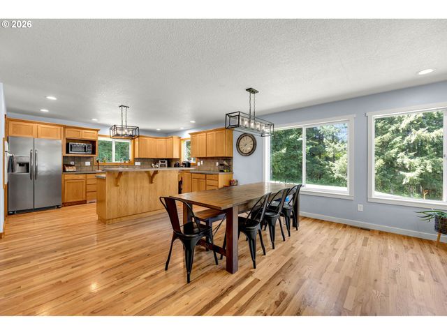 18111 Ne 241ST Pl, Brush Prairie, WA 98606