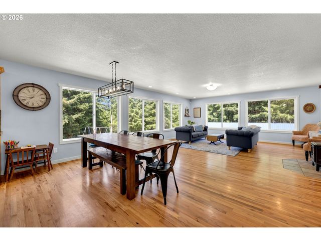 18111 Ne 241ST Pl, Brush Prairie, WA 98606