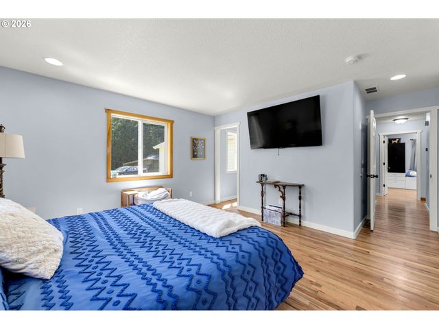 18111 Ne 241ST Pl, Brush Prairie, WA 98606