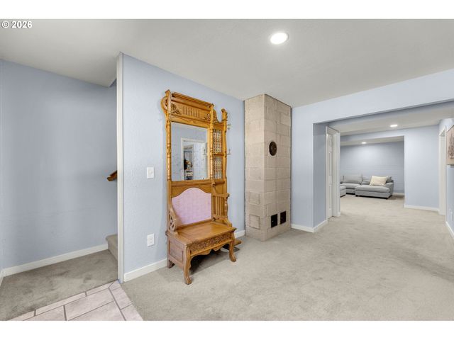 18111 Ne 241ST Pl, Brush Prairie, WA 98606