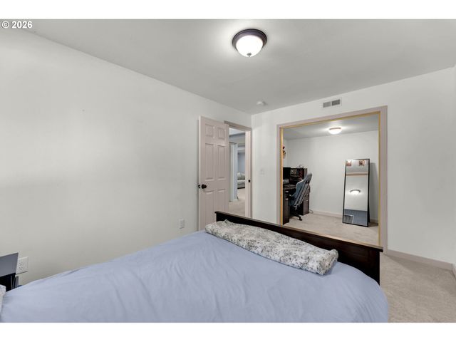 18111 Ne 241ST Pl, Brush Prairie, WA 98606