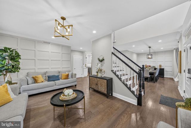 7 SARAH CT, Monmouth Junction, NJ 08852