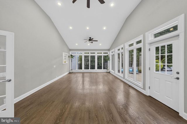 7 SARAH CT, Monmouth Junction, NJ 08852