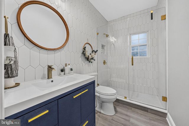7 SARAH CT, Monmouth Junction, NJ 08852