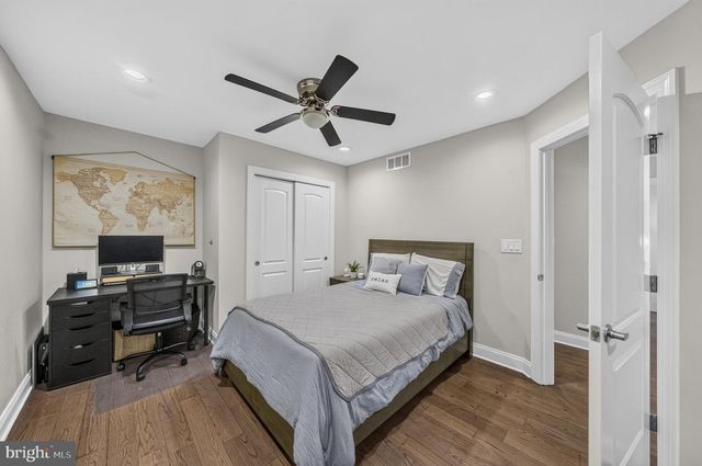 7 SARAH CT, Monmouth Junction, NJ 08852