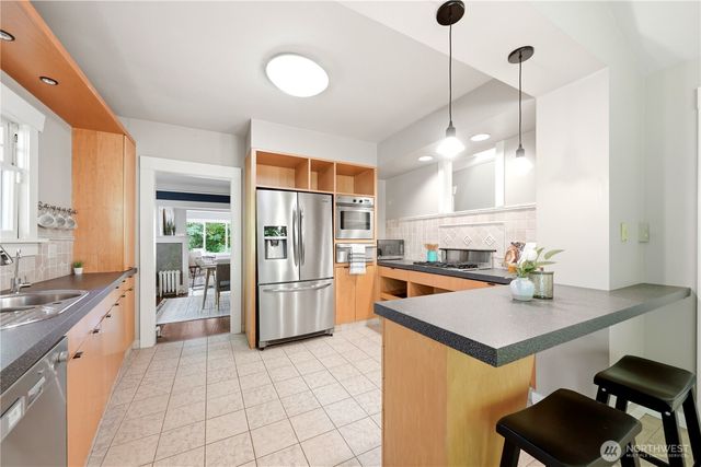 1731 Lake Washington Boulevard S, Seattle, WA 98144