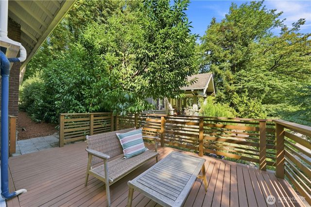1731 Lake Washington Boulevard S, Seattle, WA 98144