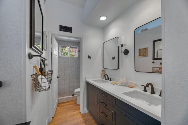 2121 Emberwood Way, Escondido, CA 92029