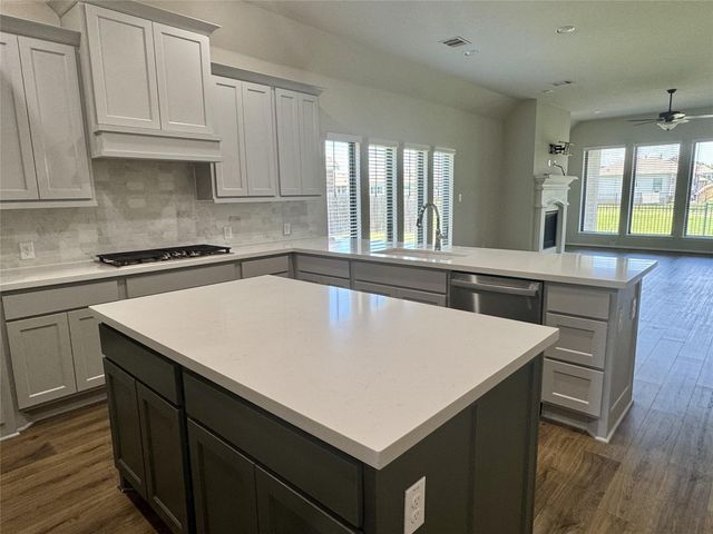 936 Blue Oak BLVD, San Marcos, TX 78666