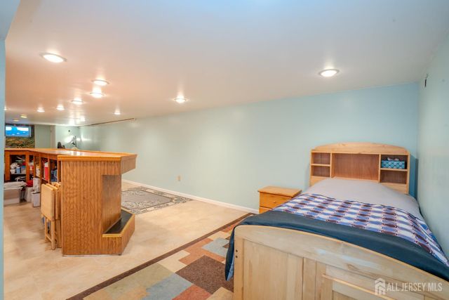 2284 Polk Avenue, North Brunswick, NJ 08902