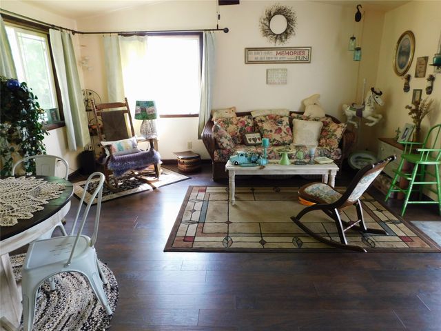 1202 Jasmine Street, Ogden, IA 50212