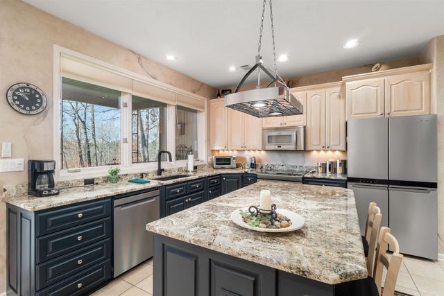 35 Hartura Way, Hot Springs Village, AR 71909