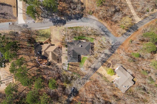 35 Hartura Way, Hot Springs Village, AR 71909