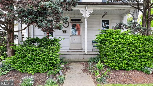 40 QUEEN RD, Intercourse, PA 17534