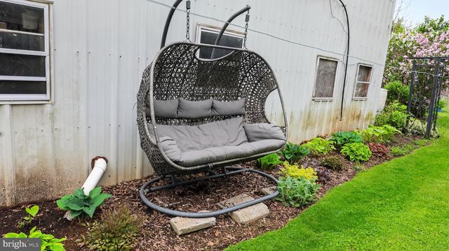 40 QUEEN RD, Intercourse, PA 17534