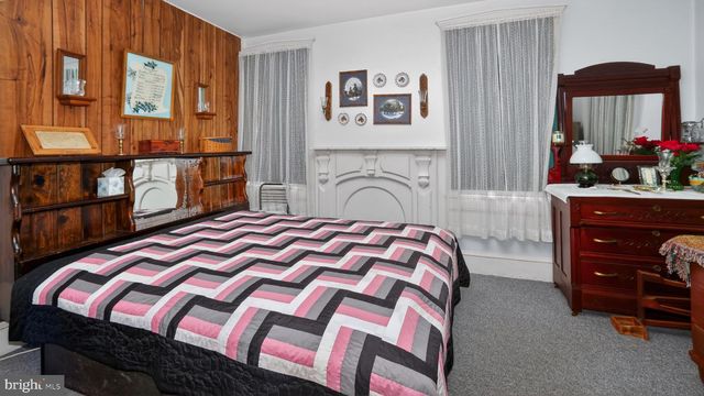 40 QUEEN RD, Intercourse, PA 17534