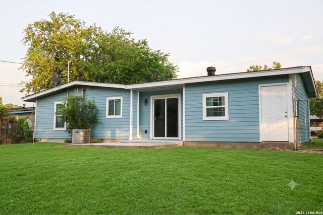 75 STOREYWOOD DR, San Antonio, TX 78213