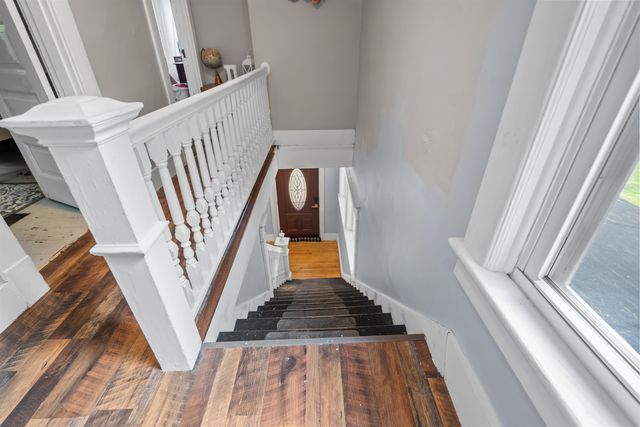 25 Wentworth Street, Plymouth, NH 03264
