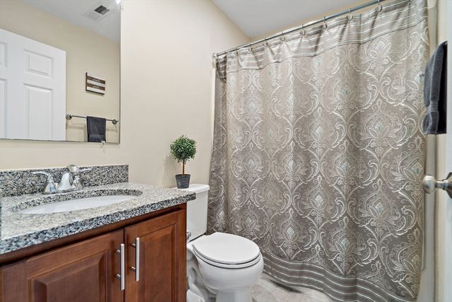 2 Northern Lights Way, Bellingham, MA 02019